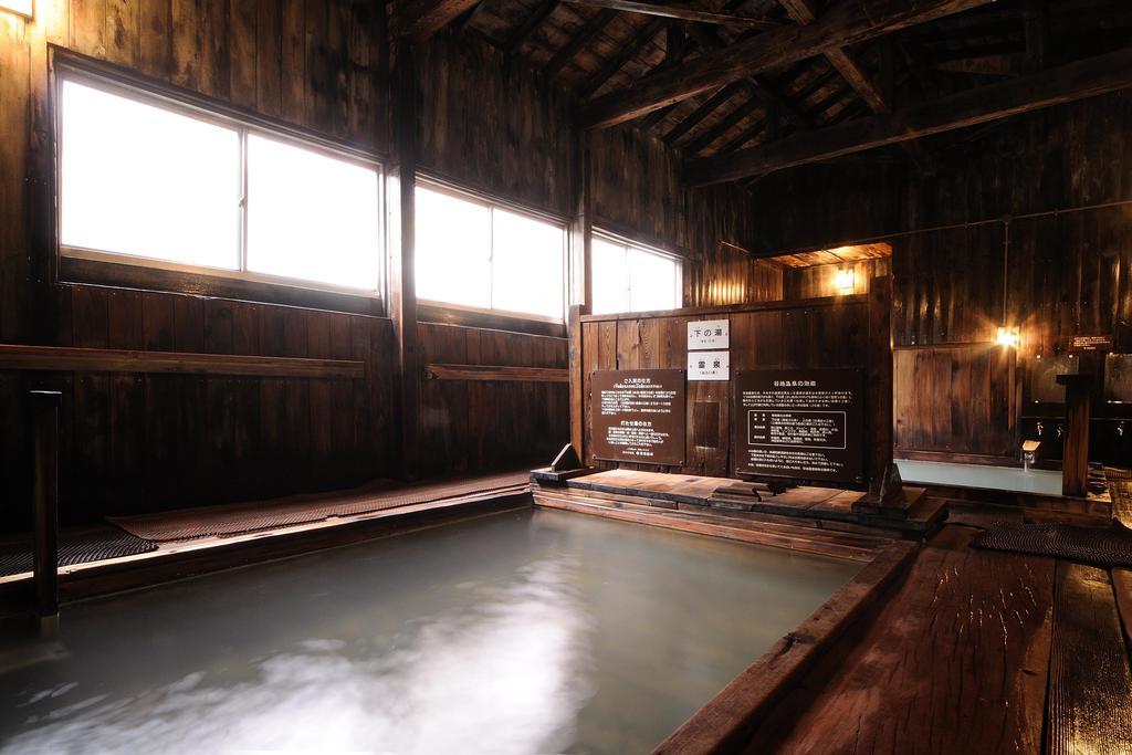 Hotel Yachi Onsen à Towada Extérieur photo