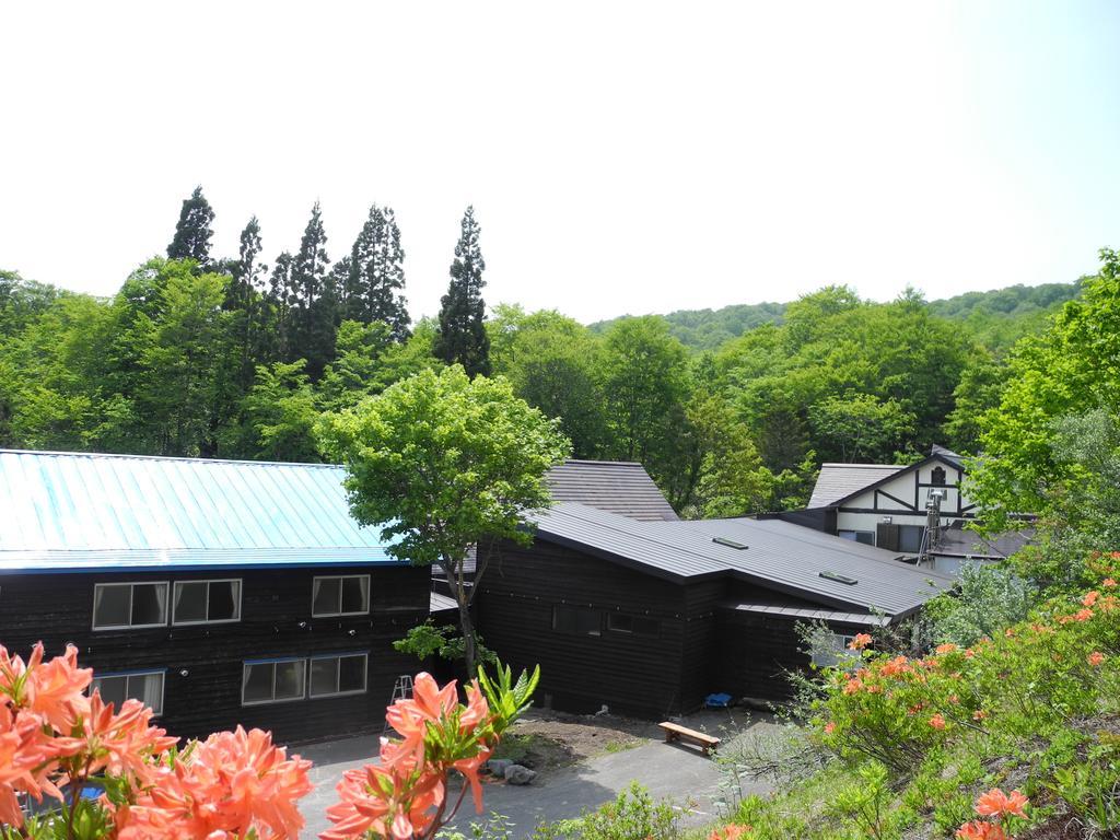 Hotel Yachi Onsen à Towada Extérieur photo