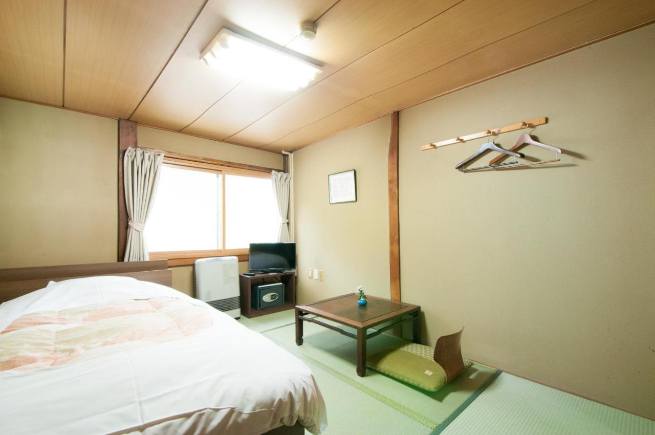 Hotel Yachi Onsen à Towada Extérieur photo